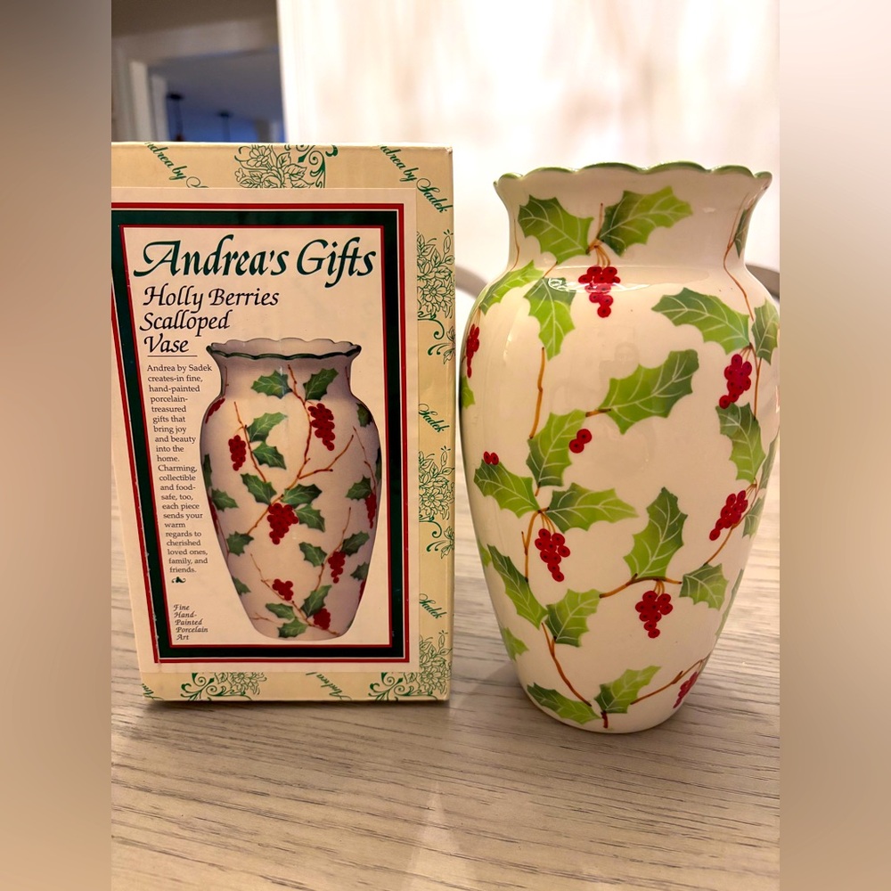 Andrea By Sadek Porcelain Holly Berries Vase